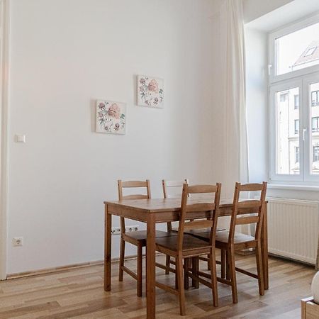 Special Vintage Viennese Apartment - 12Min F Downtown Exteriör bild